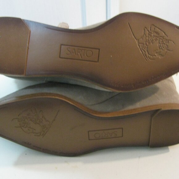 ** Santo Beige Tan Suede Boot 10M 10 NWOT Pointed Toe Zip Up Buckle Wedge Heel - Picture 10 of 13